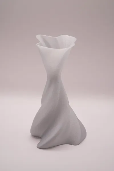 gallery_alt_3_vase_white